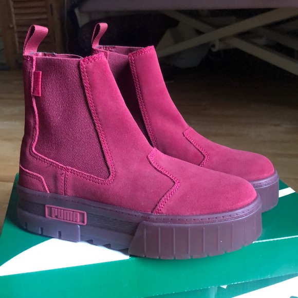 PUMA Red Suede Platform Space Boot Sz 7 NEW - Picture 1 of 3